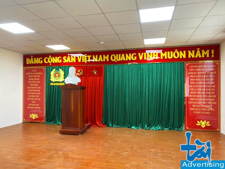 Quảng cáo Tài Long An thi công biểu ngữ phòng họp UBND