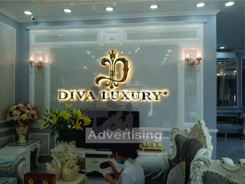 Quảng cáo Tài Long An Chữ nổi inox đèn led sáng chân