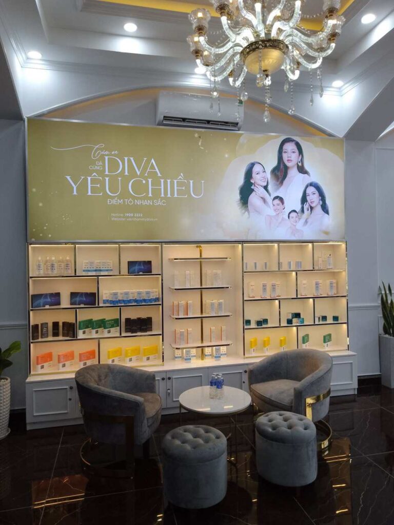Quảng cáo Tài Long An thi công hộp đèn quảng cáo