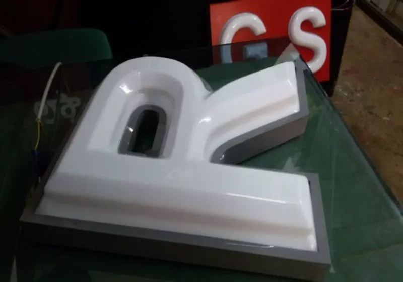 Quảng cáo Tài Long An Chữ inox mặt mica hút nổi