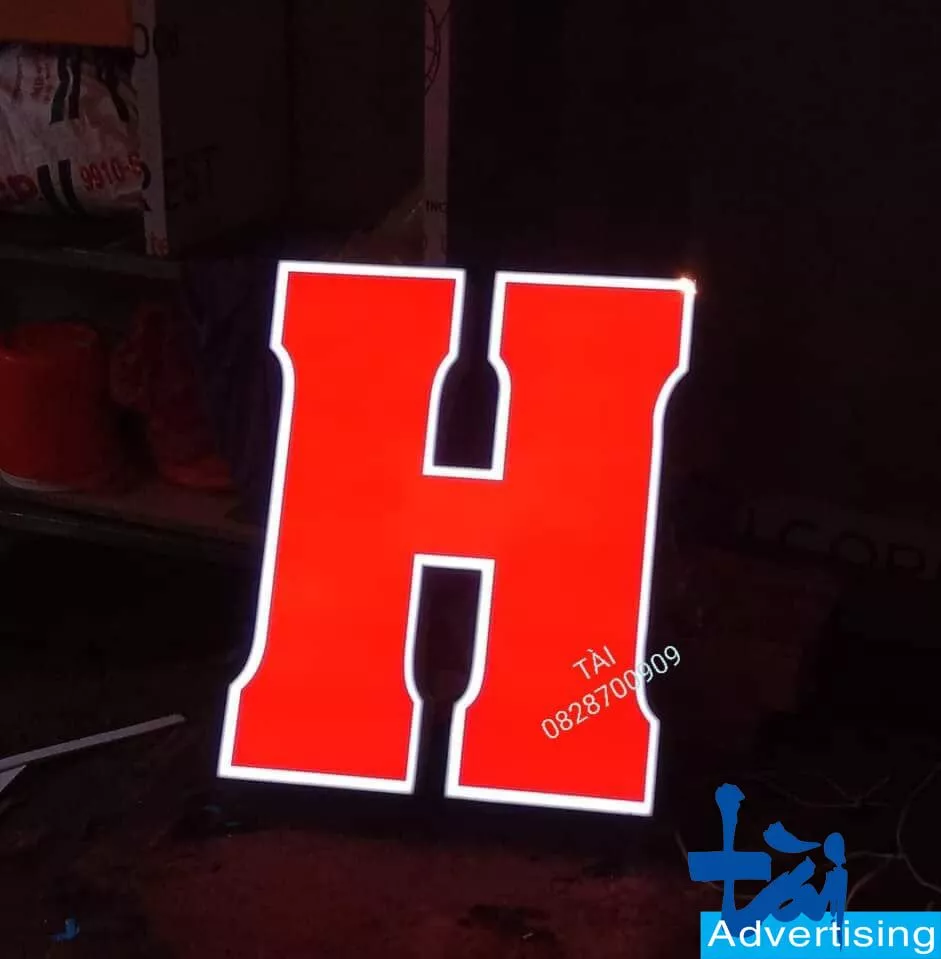 Quảng cáo Tài Long An Bảng hiệu chữ nổi mica đèn led