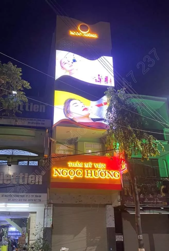 Quảng cáo Tài Long An Bảng hiệu chữ inox đèn led sáng chân